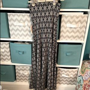 Lularoe NWT maxi dress/skirt, black and white soft and stretchy